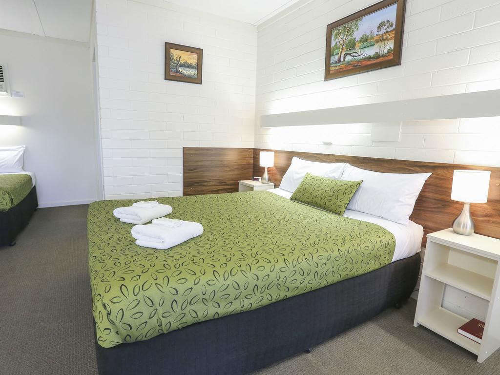 7Th Street Motel มิลดูรา ภายนอก รูปภาพ