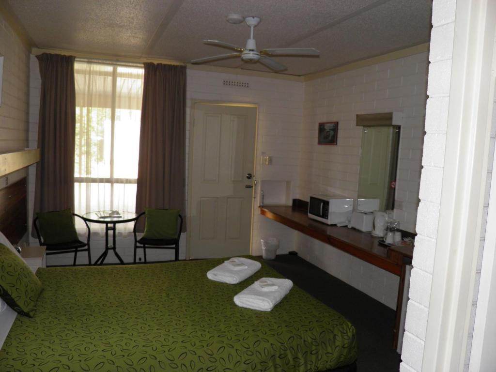7Th Street Motel มิลดูรา ห้อง รูปภาพ
